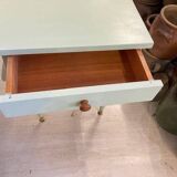 Table de nuit relookée