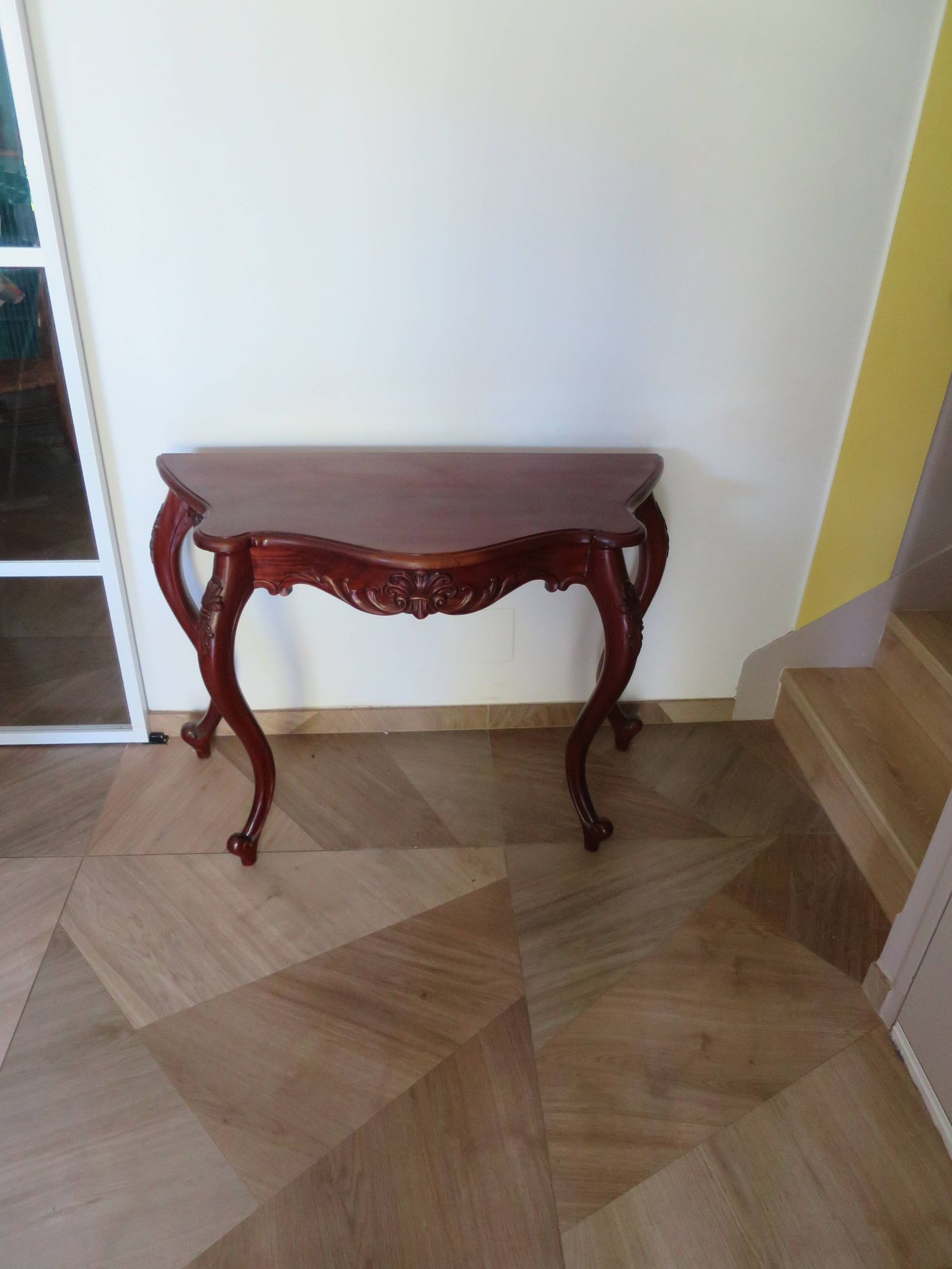 Console with curved legs - mahogany - Louis XV style - carved wood