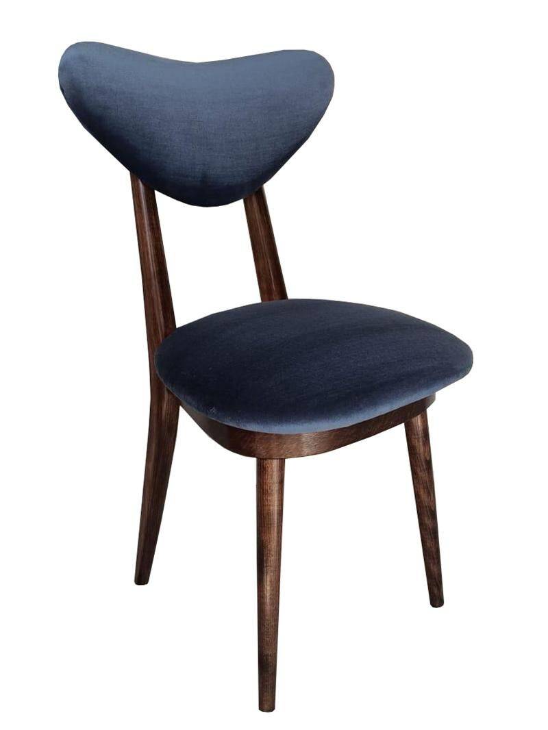 Heart-shaped blue velvet chair with walnut wood, mid-century, Poland, 1960s.