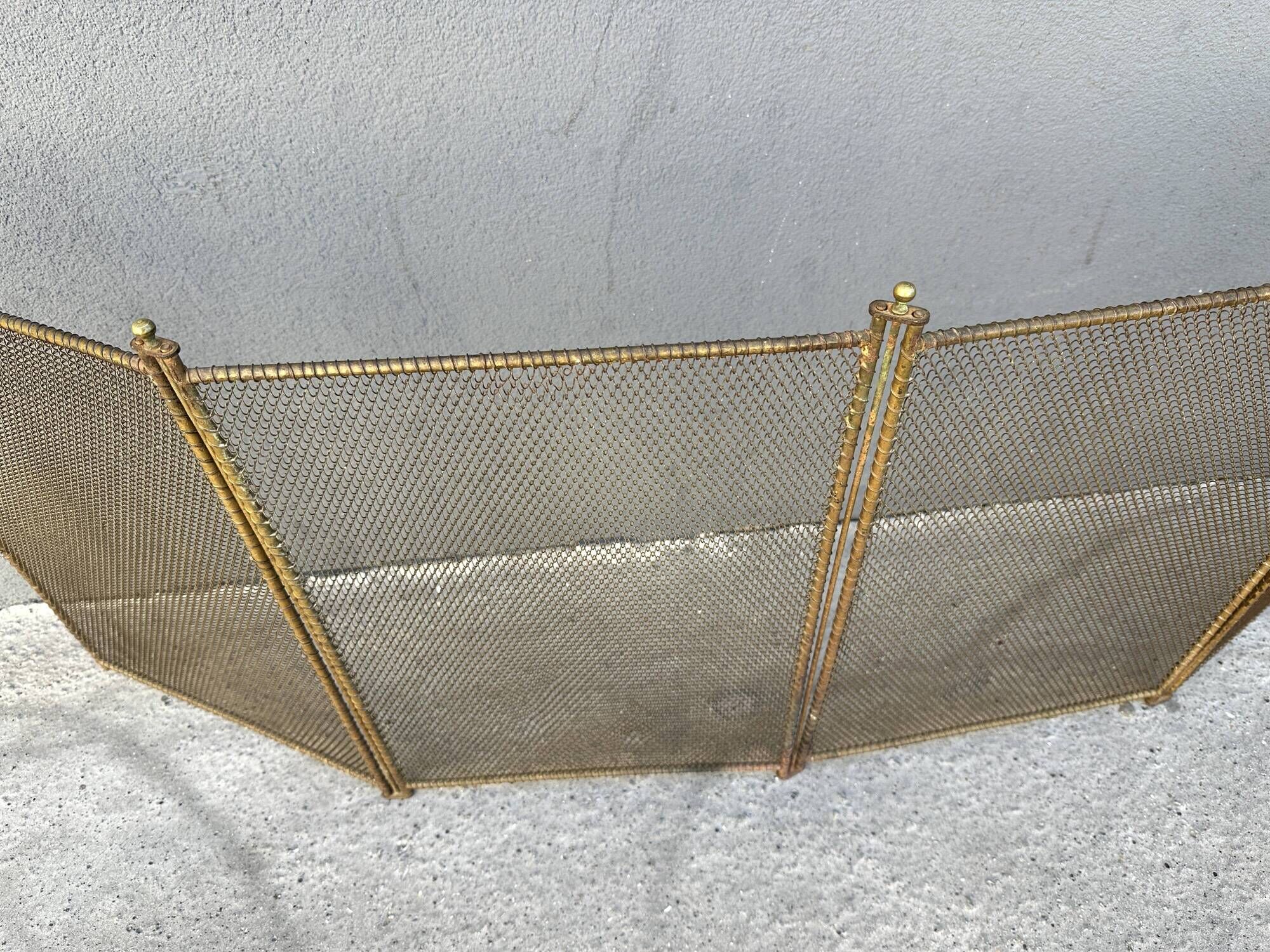 Antique fireplace screen from the 19th century, Napoleon III spark guard.