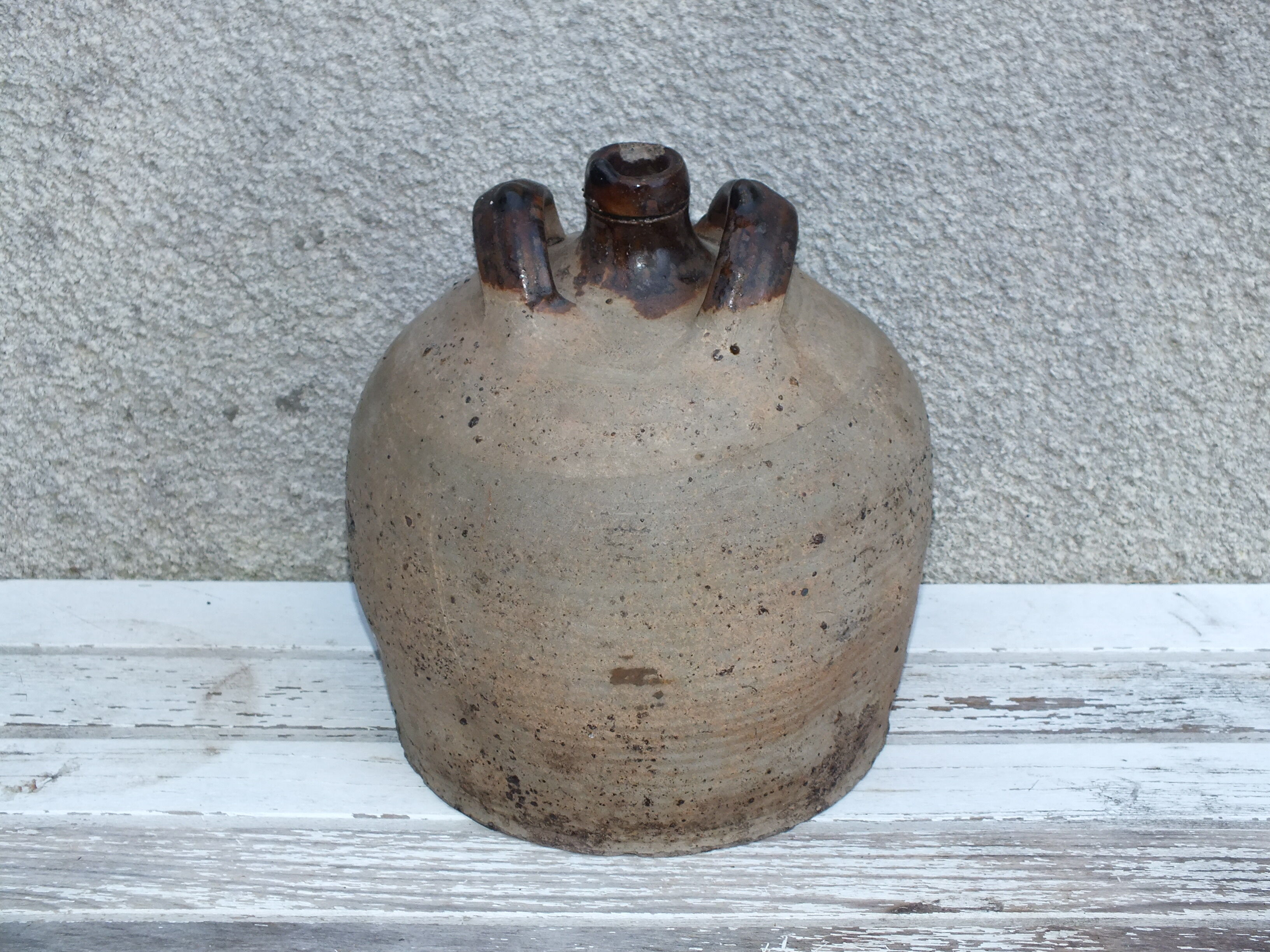 Glazed clay oil jar - ancient pottery