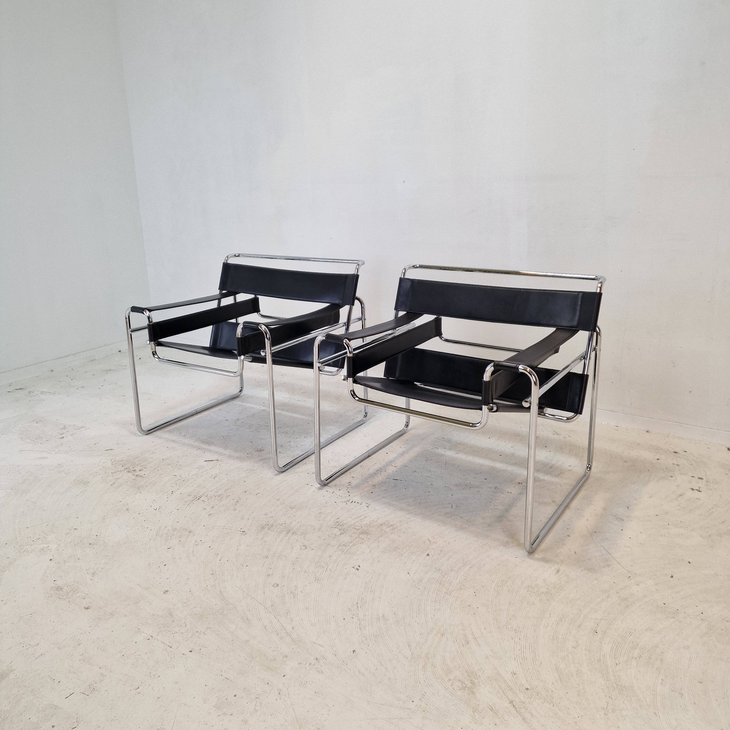 Set of 2 Wassily Chairs by Marcel Breuer