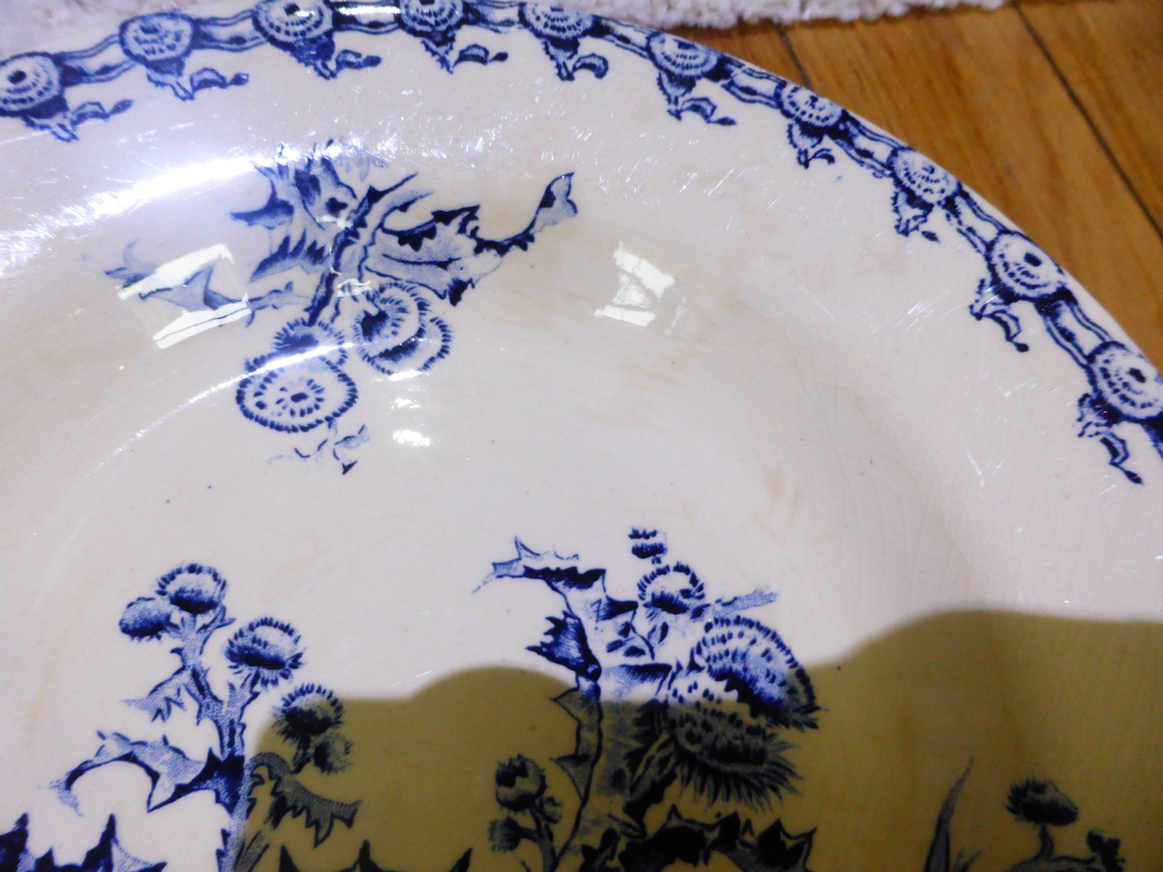 4 Gien Chardons soup plates (9)