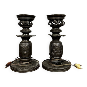 Japan Meiji period: Pair of patinated Bonze candlesticks circa 1880 decorated with flowers