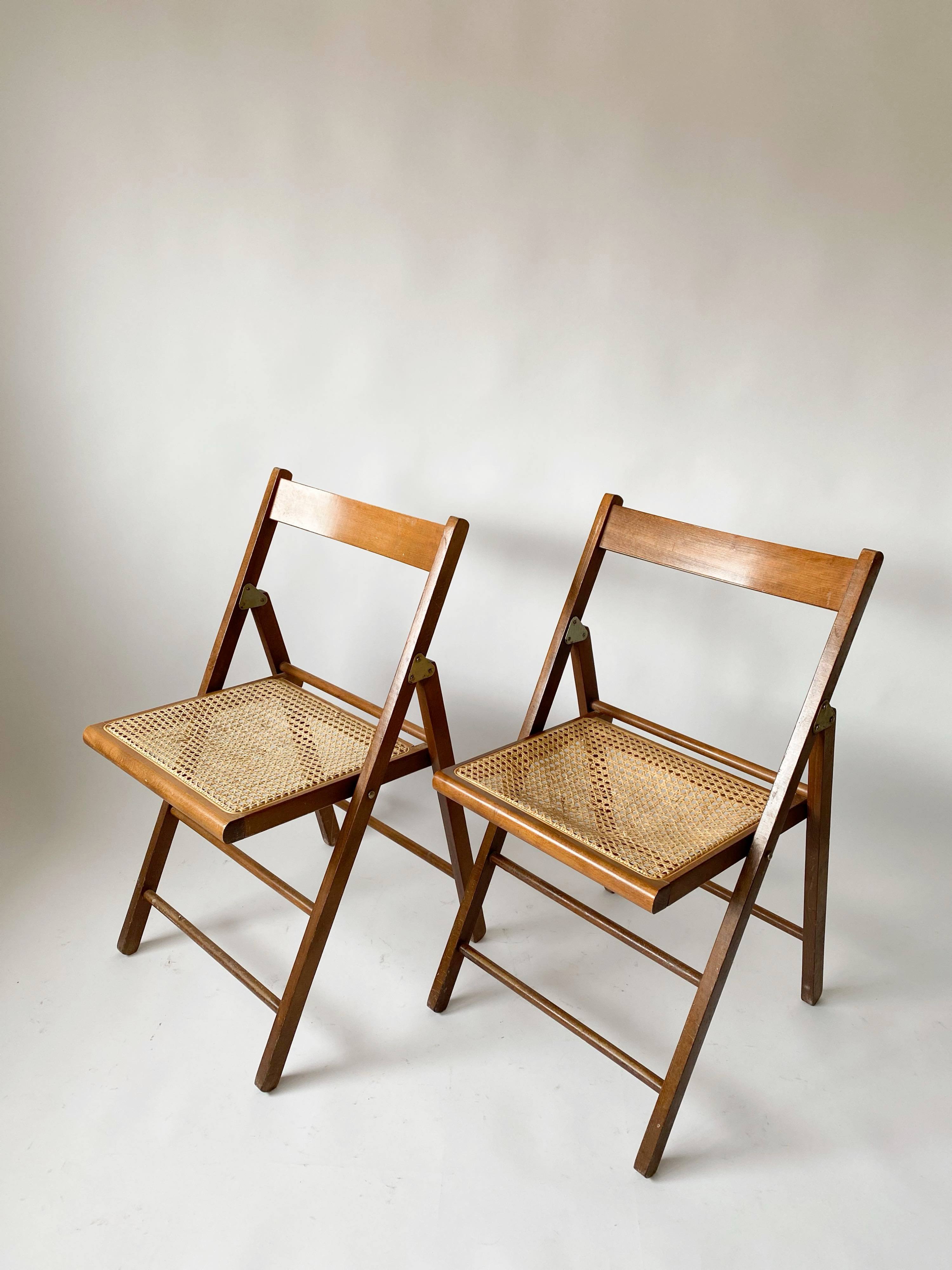 Pair folding chairs caning