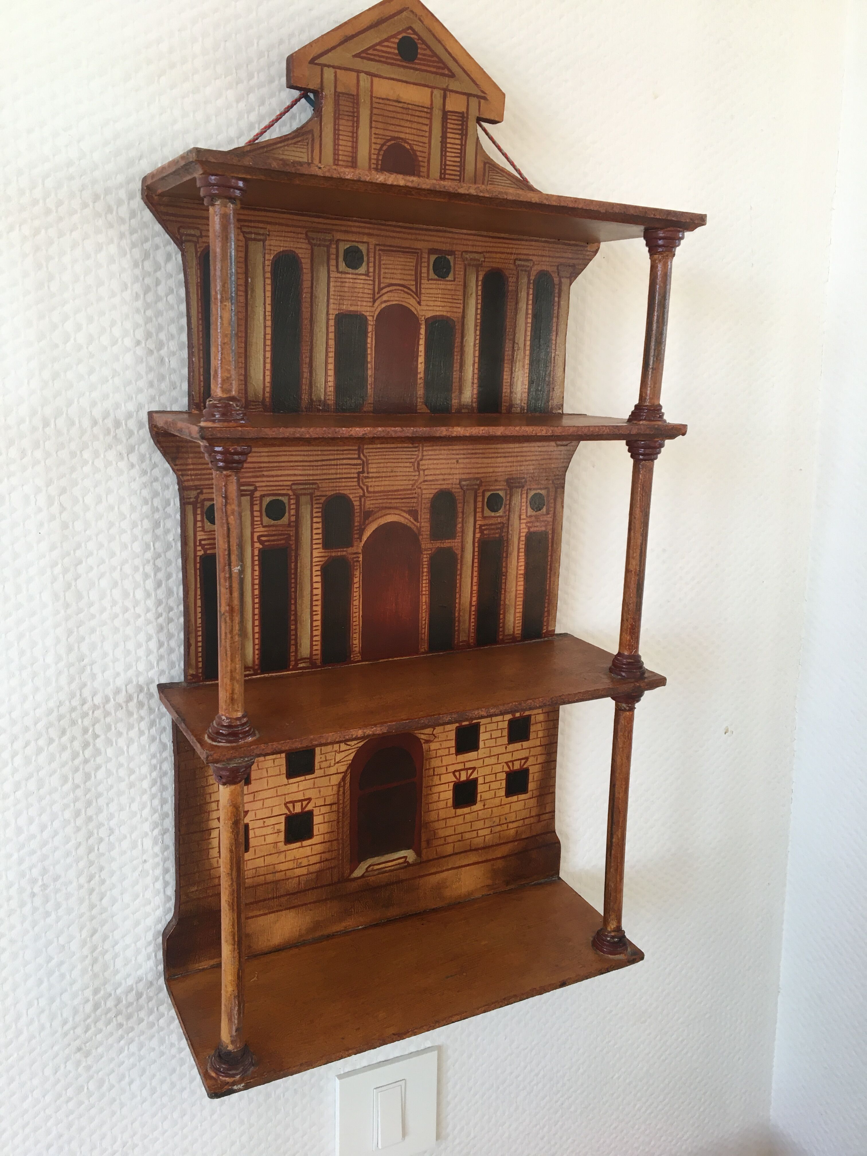 Wall shelf trompe l'oeil