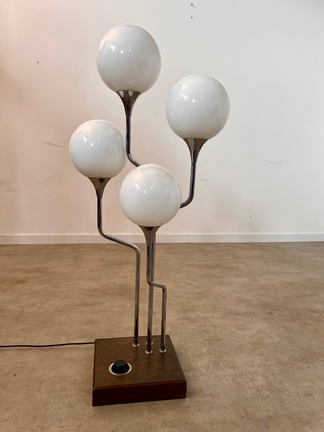 Old metal table lamp Italian design Gioffredo REGGIANI 70s vintage 4 lights