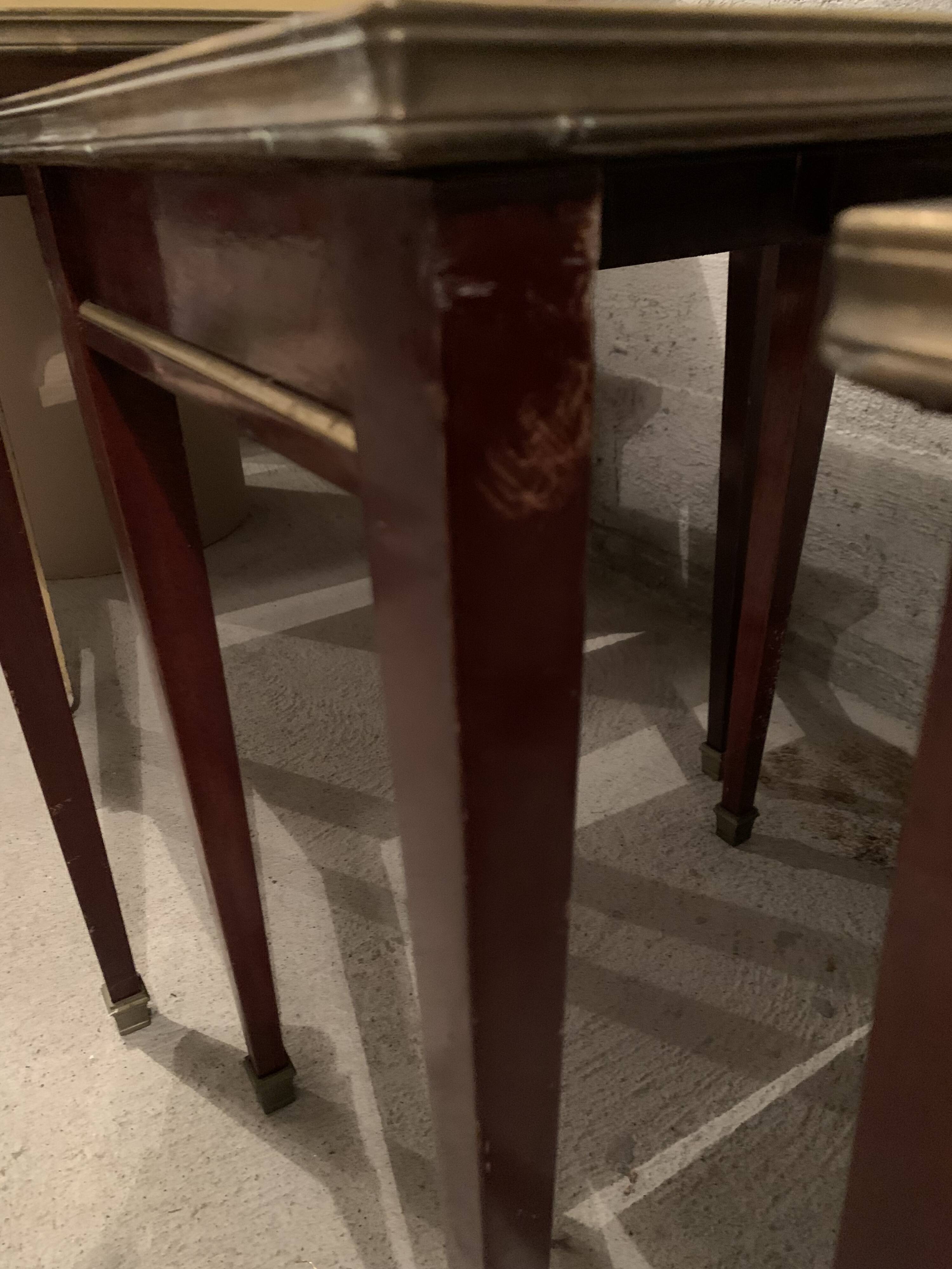 3 nesting tables in green marble and mahogany