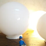 Globe 25cm en verre blanc ancien pour lampe suspension