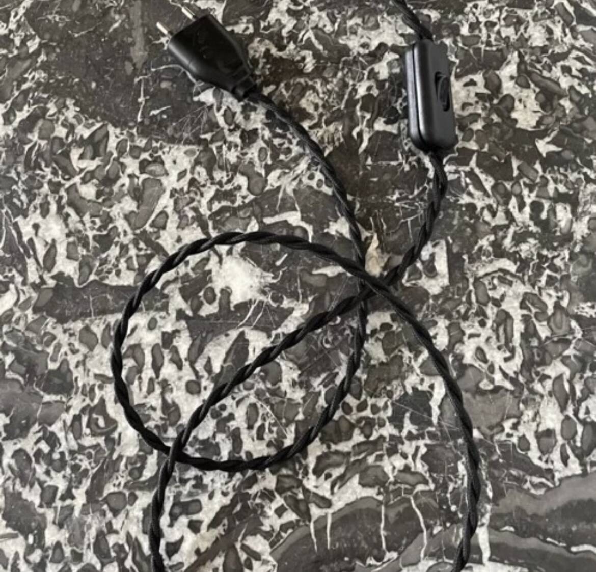 XXL mushroom lamp in woven rattan from the 70s