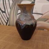 Vase signé Rhoda