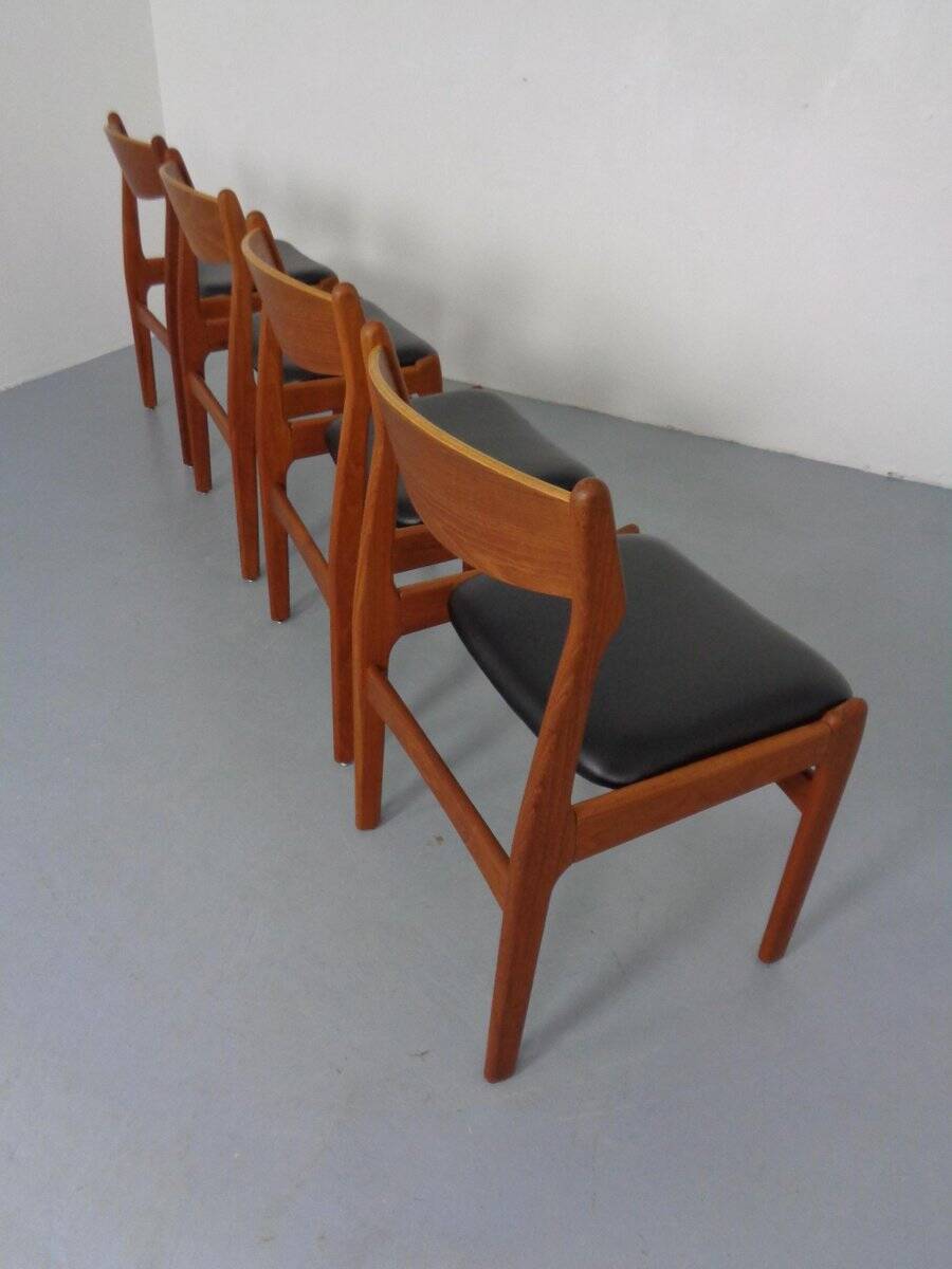 Teak dining chairs by Erik Buch for Od Møbler, 1960s, set of 4.