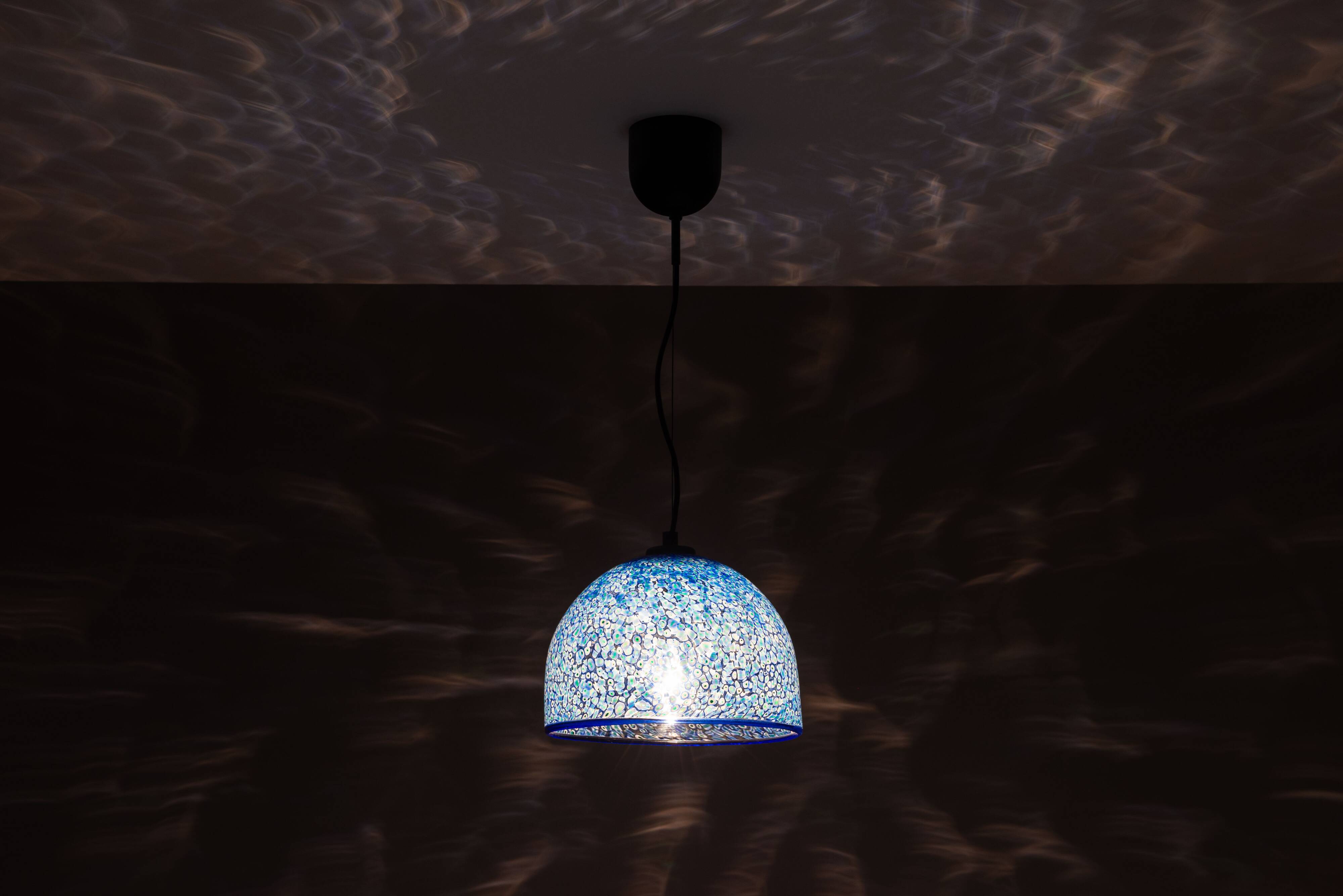 Gae Aulenti ‘‘Neverrino’’ pendant by Vistosi, Italy, 1970s