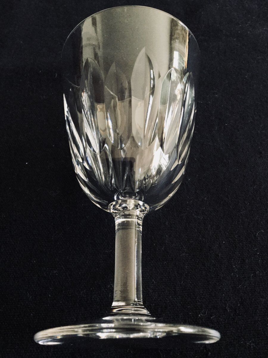 Set of 11 crystal red wine glasses Baccarat model Casino