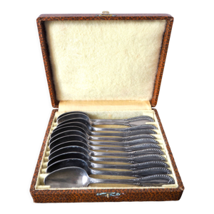 Coffret de 12 cuille?res en me?tal
