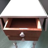 Table with drop-leaf parts