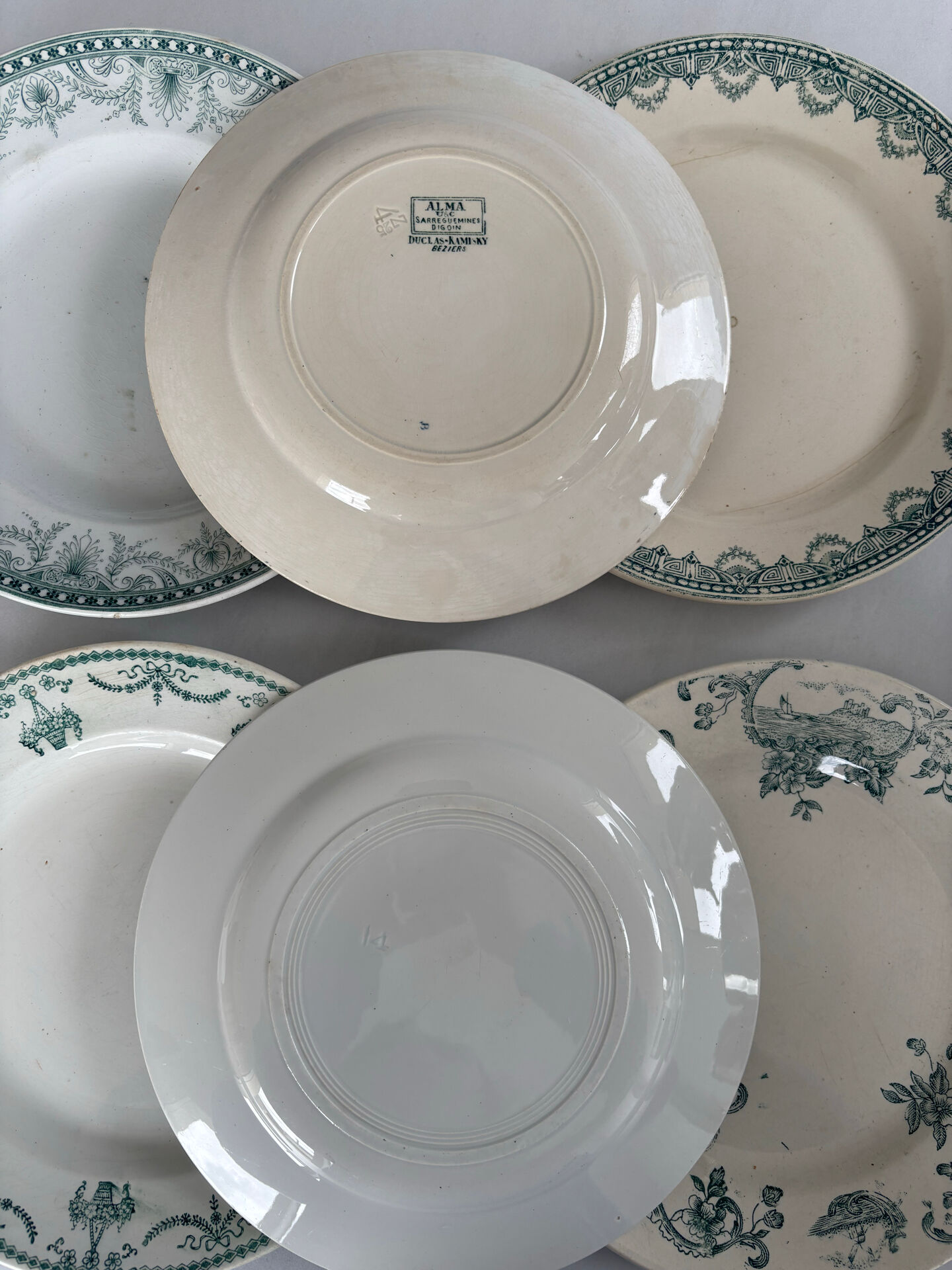 Compositions 6 green ironstone plates - Sarreguemines earthenware