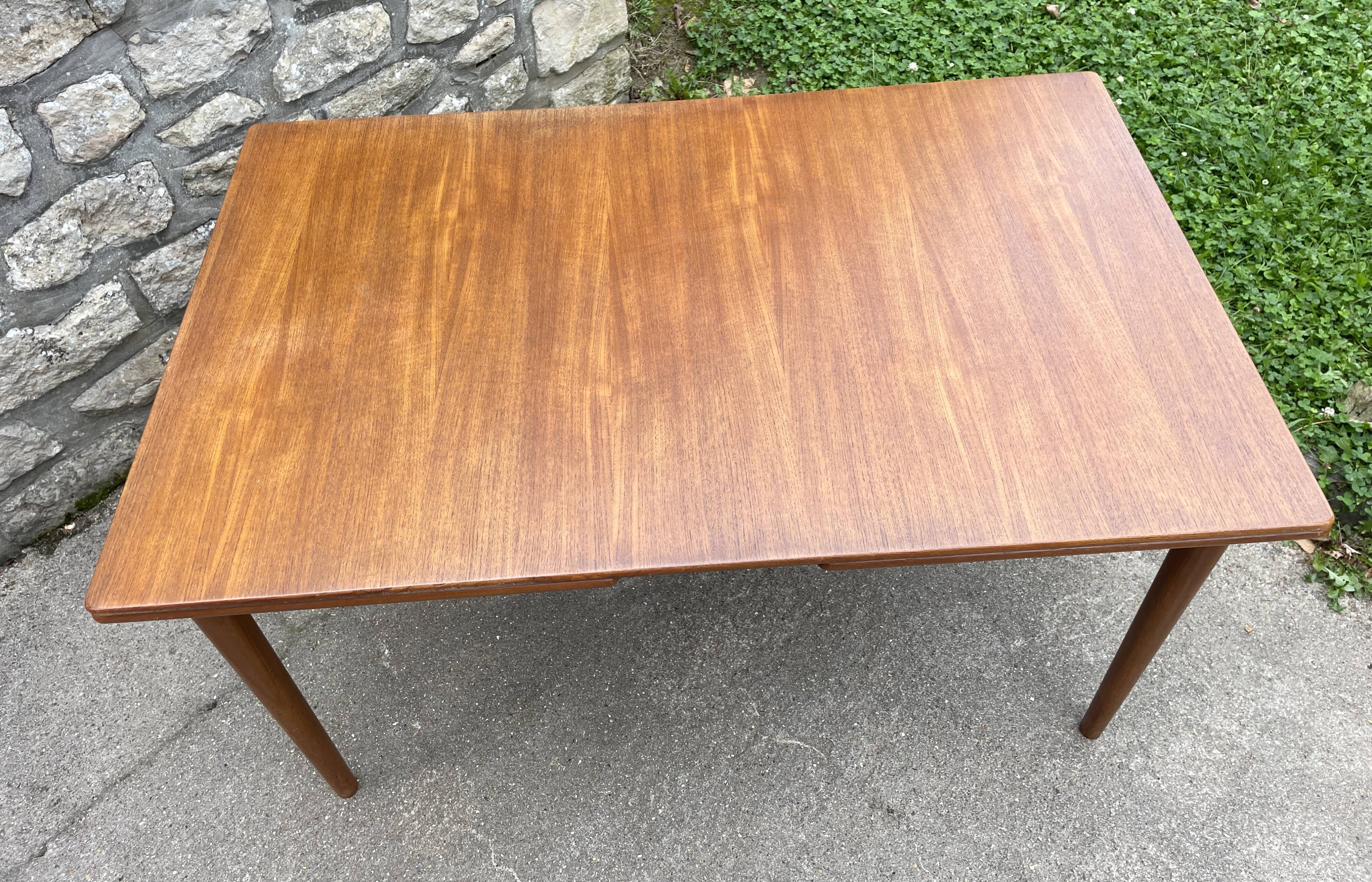 Scandinavian extendable dining table "bjarni" by nils jonsson for troeds - 1960