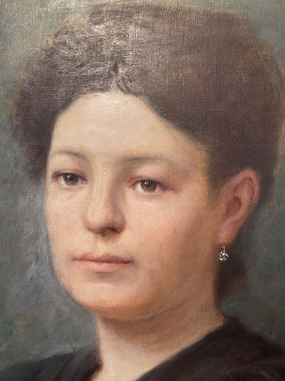 Portrait of a young woman, signed H Mouthier (1880-1975) and dated 1907