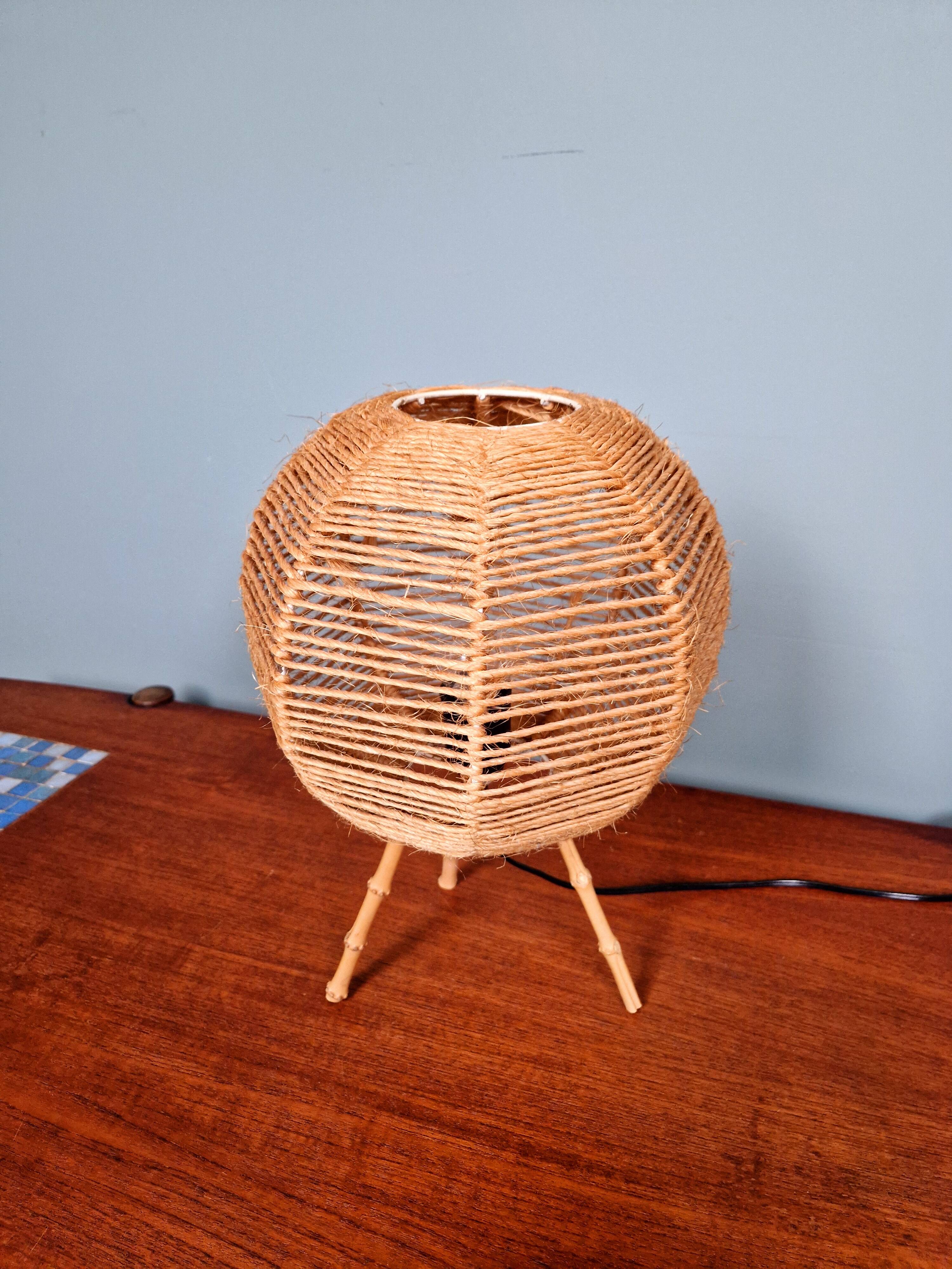 Lampe tripode vintage en corde, années 60