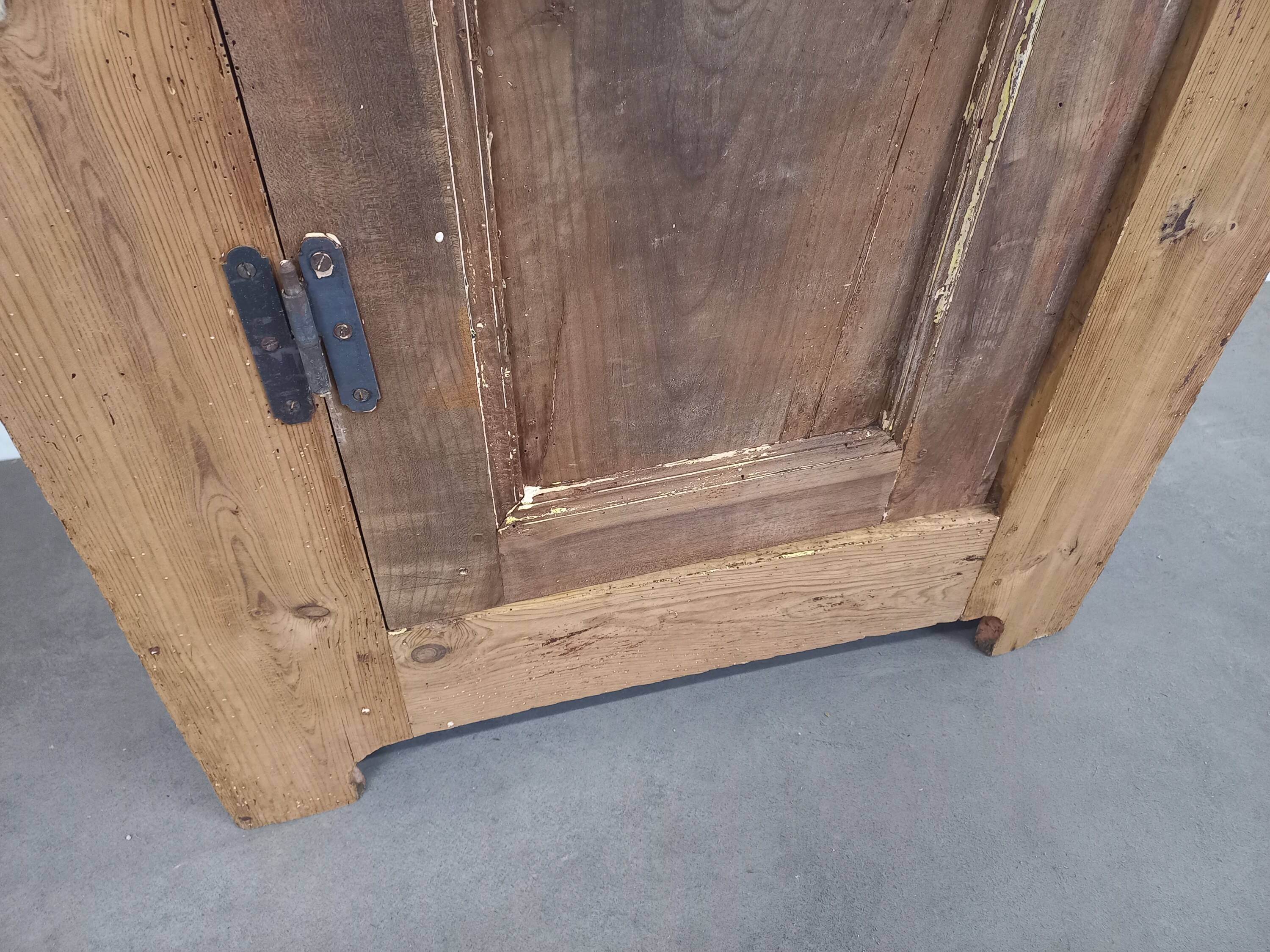 Parisian fir wardrobe