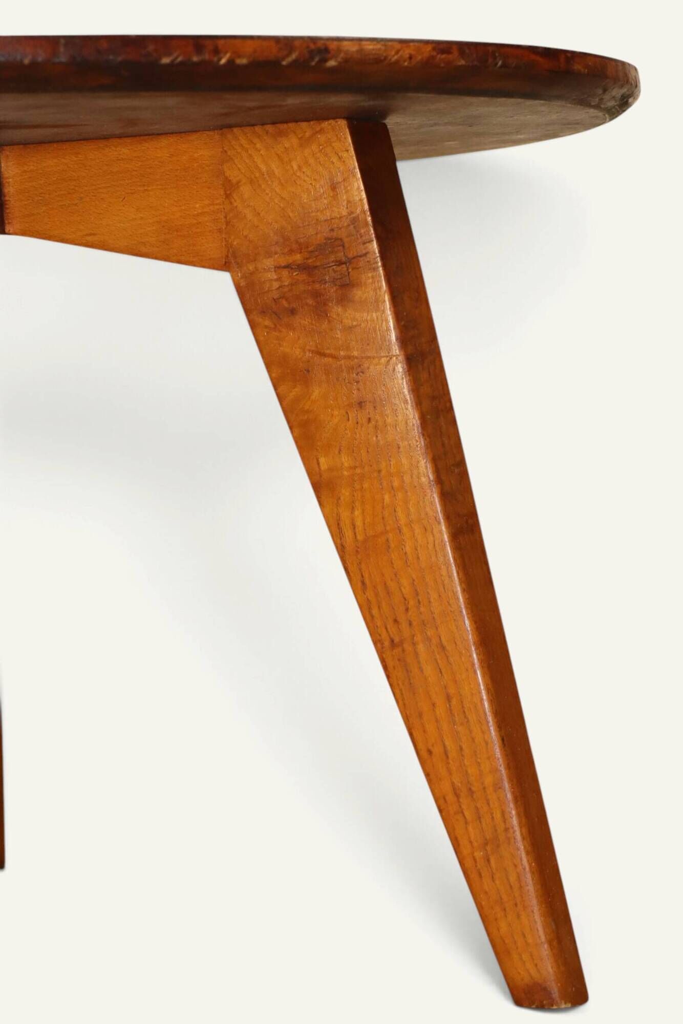 Tripod coffee table in oak, 1950s.