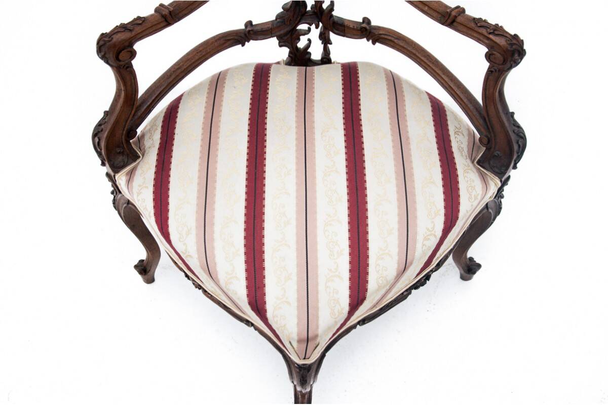 Fauteuil d'angle, France, vers 1880.