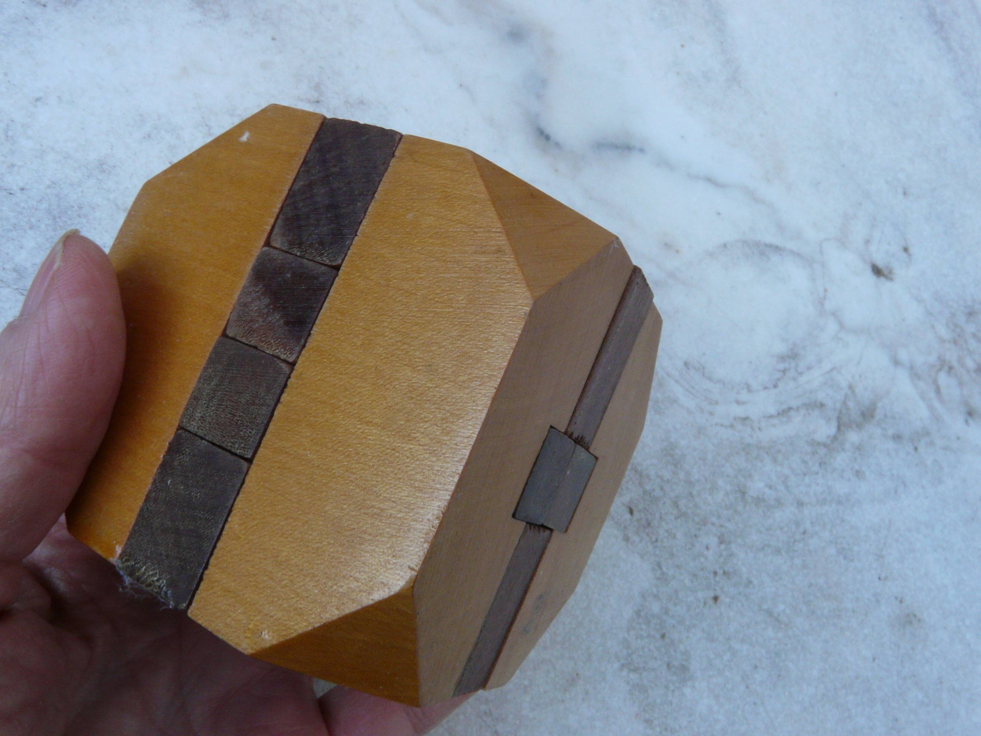 Wooden puzzle