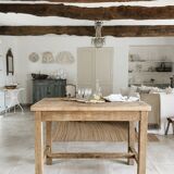 High island table