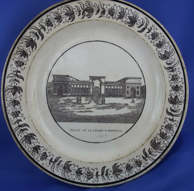 Pair of fine earthenware plates from Monteraux Leboeuf and Thibault early 19th