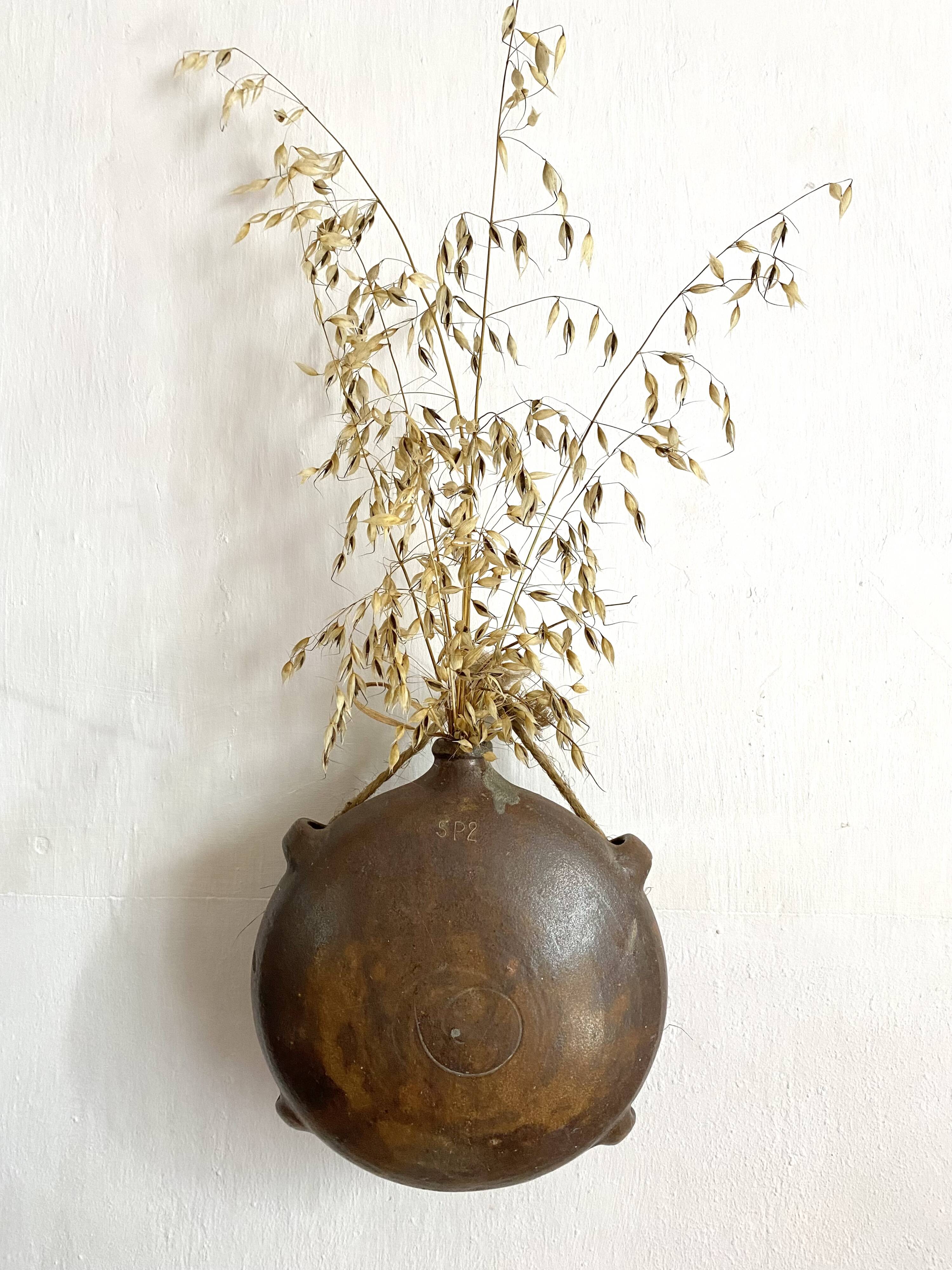 Wall vase, terracotta shepherd's gourd