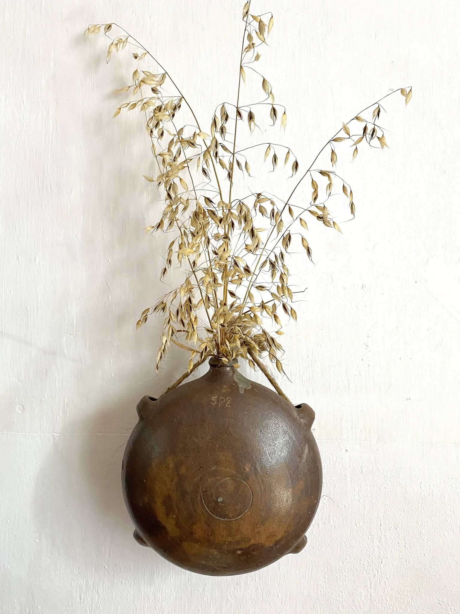 Wall vase, terracotta shepherd's gourd