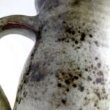 Pine pitcher of the Sarthe in grey cameo sandstone