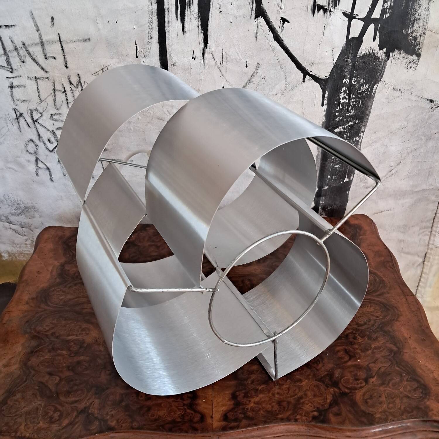 Max Sauze pendant light