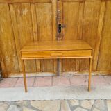 Scandinavian console desk