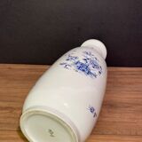 Large vase with Far Eastern porcelain decoration from Portugal Vista Alegre