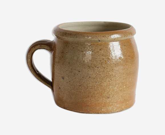 Sandstone grease pot
