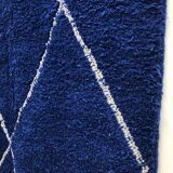Moroccan Berber carpet Beni Ouarain intense blue with white diamonds 2,51x1.65m