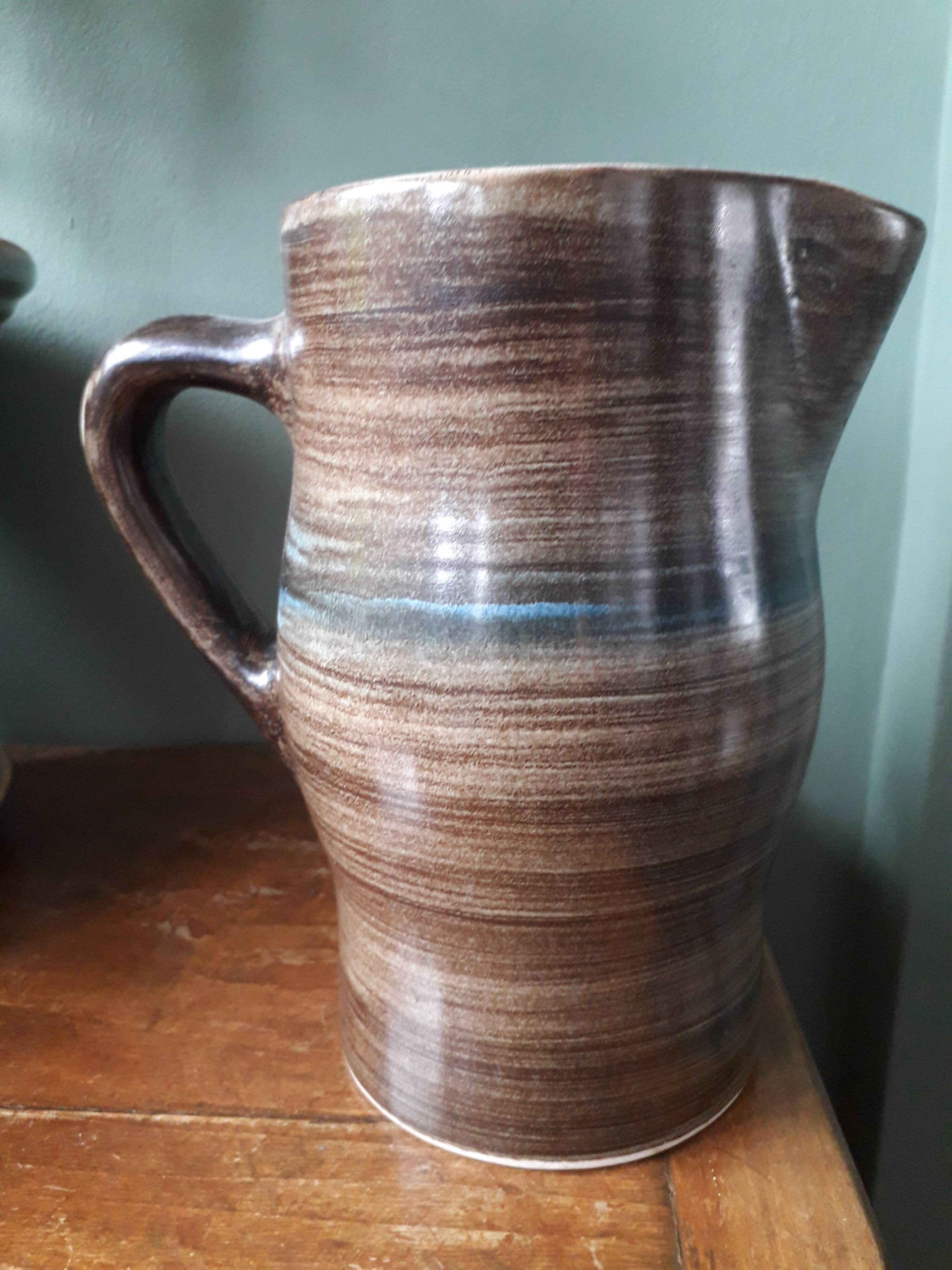 Vintage vase signed by the Longchamp factory