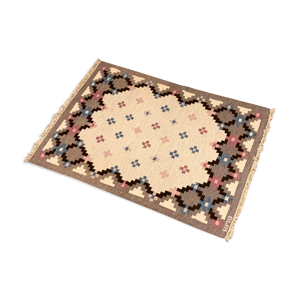 tapis suédois du milieu