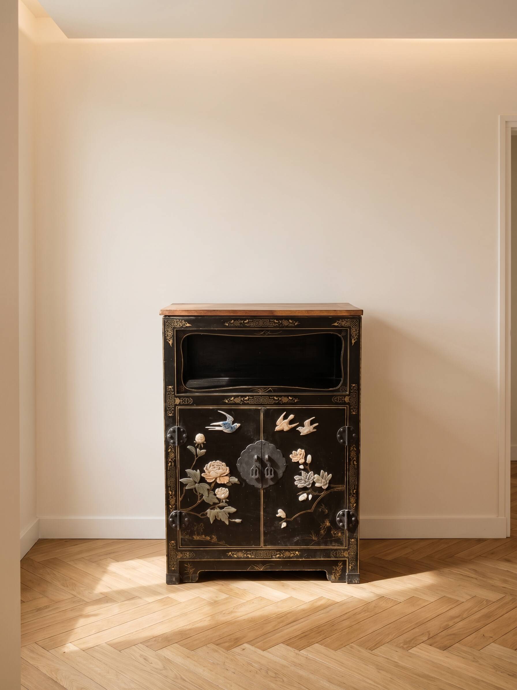 Chinese furniture