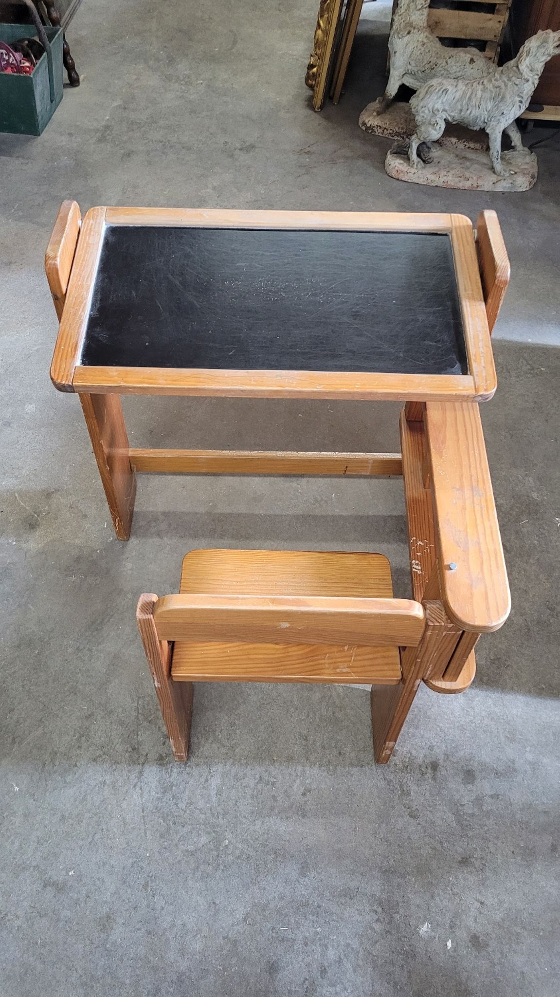 Bureau à système pliant pour enfant , vintage 1970