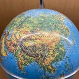 Catalan terrestrial globe 90s