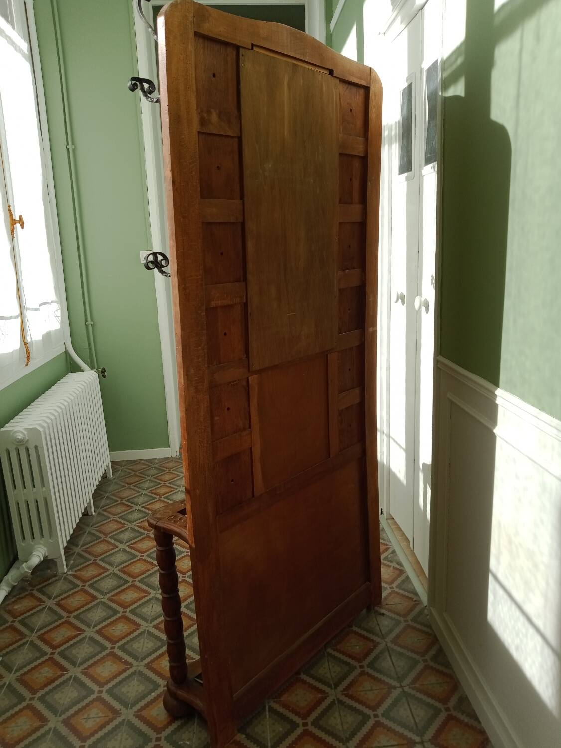 Wooden entrance locker