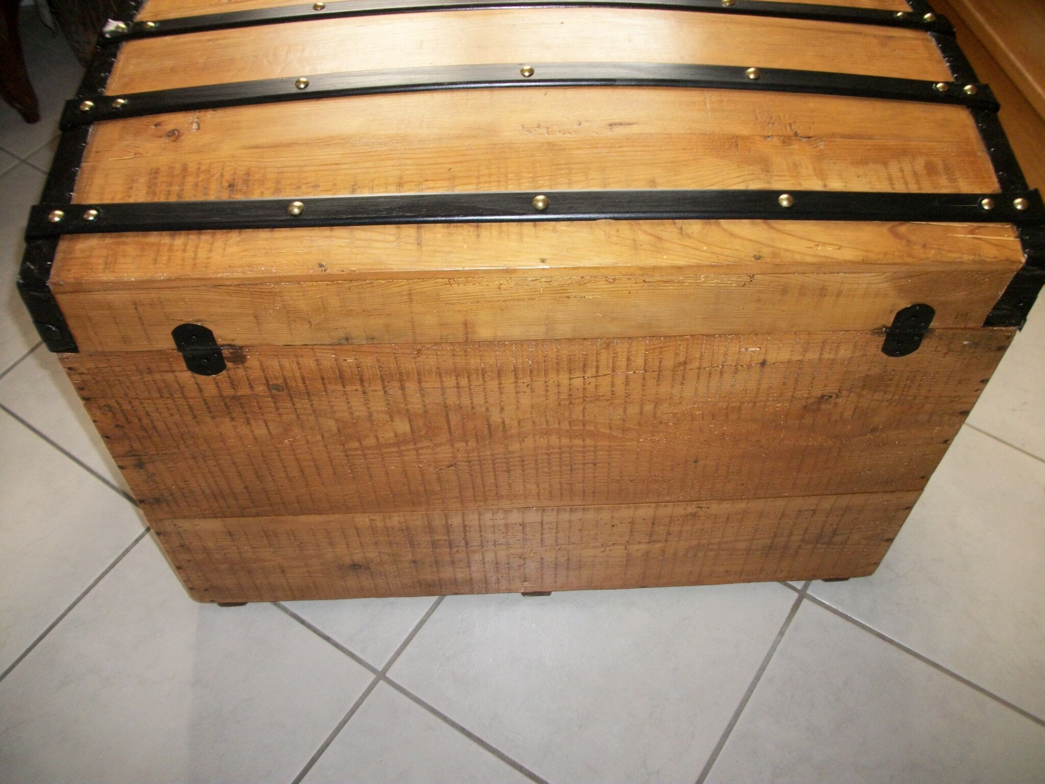 Coffre en bois malle de voyage