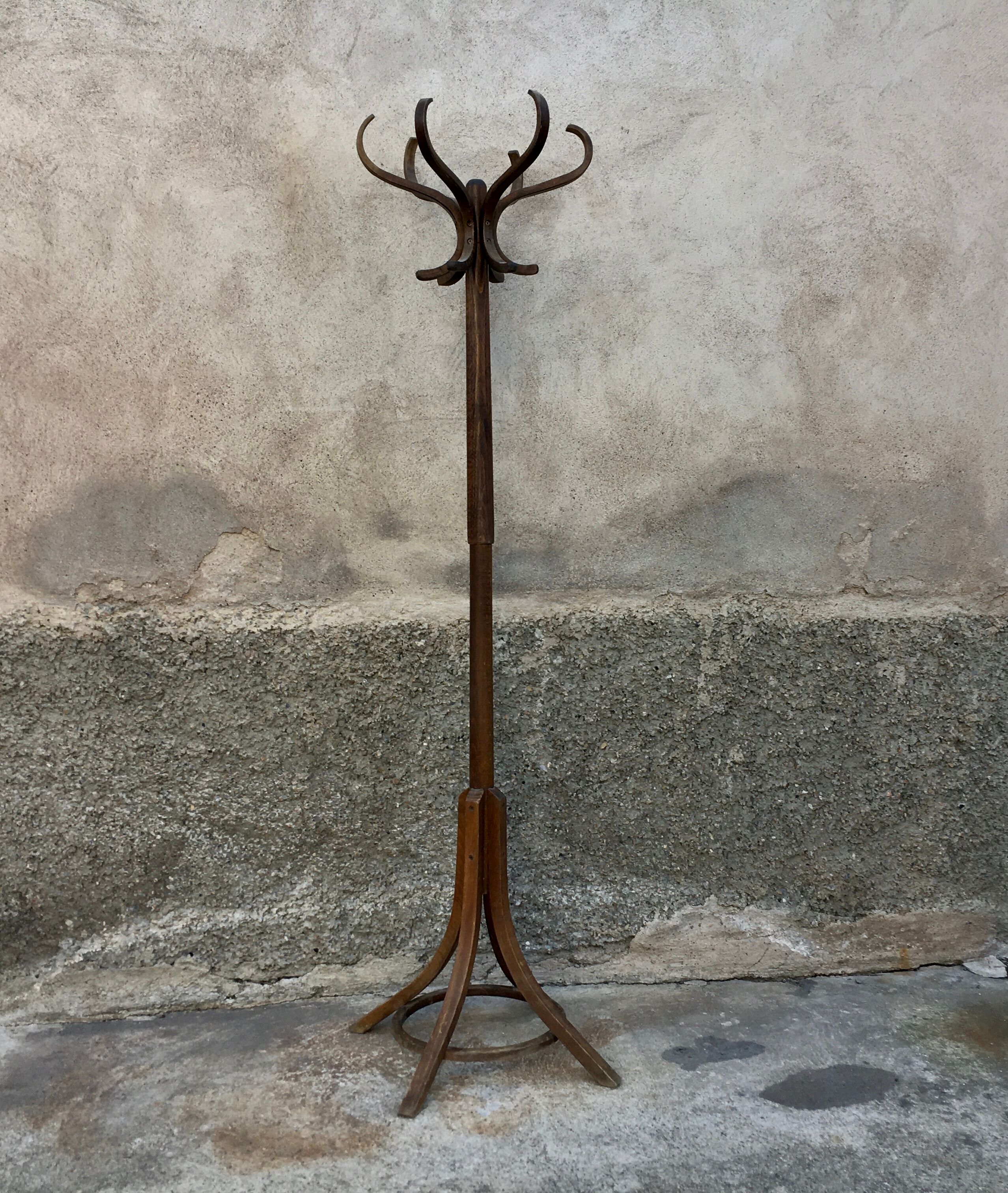 Baumann vintage parrot coat rack