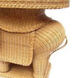 Elephant bass table in rattan.