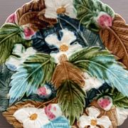 French barbotine plate – raised floral decoration – late 19th century