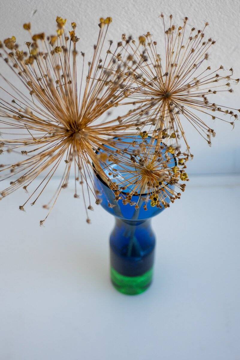 Mid-century modern Scandinavian bright blue and emerald green glass vase from Borgström Åseda, Sweden