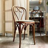Heart bistro chair in beech and green wool